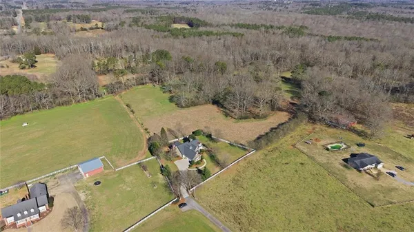 $709,900 | 220 McKenzie Bridge Road, Carrollton, GA 30117