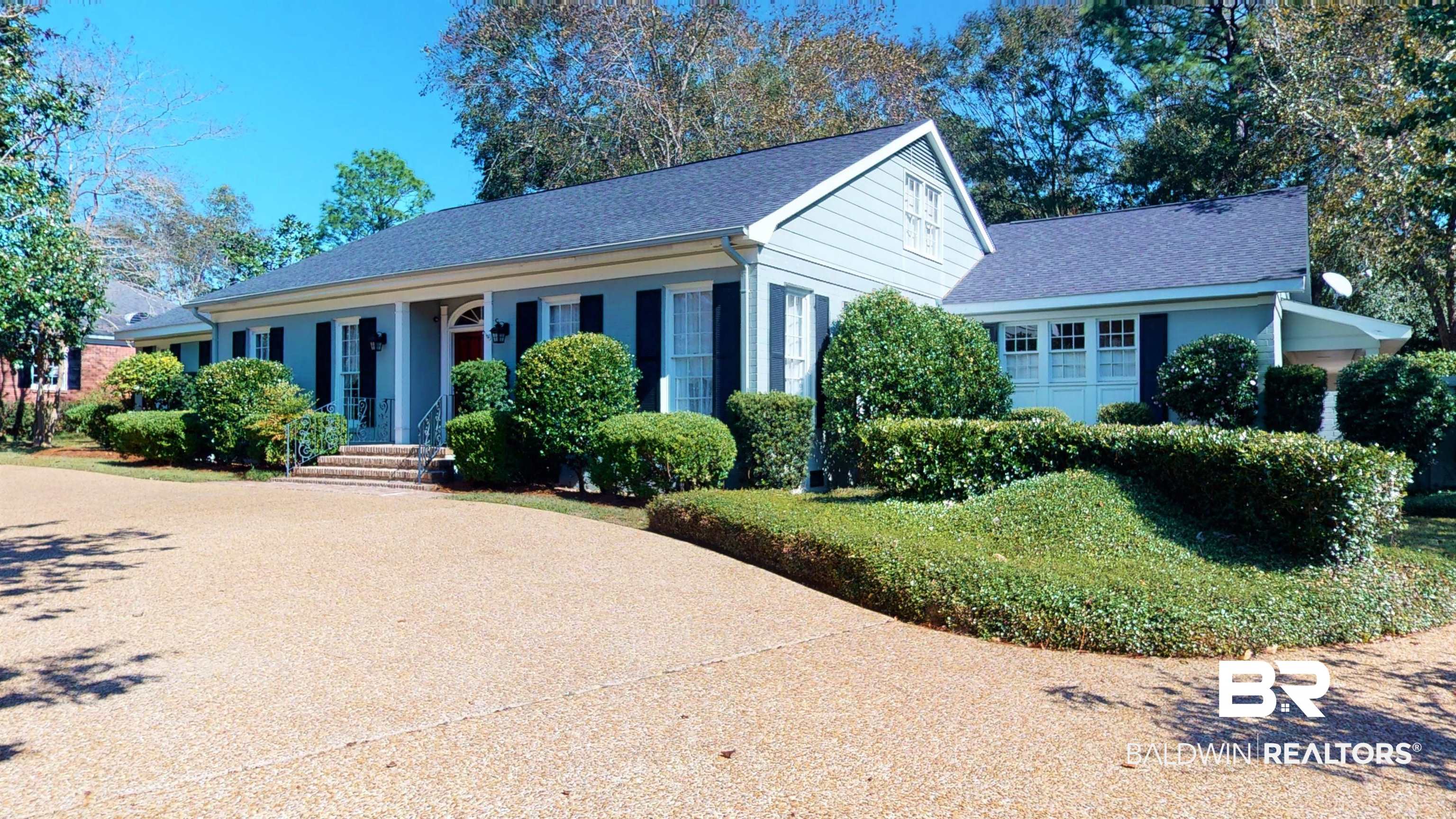 625 East Cumberland Road Mobile, AL 36608 - Photo 2 of 37