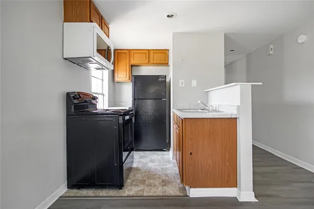 $975 | 1002 Avenue East, Unit 4, Haines City, FL 33844