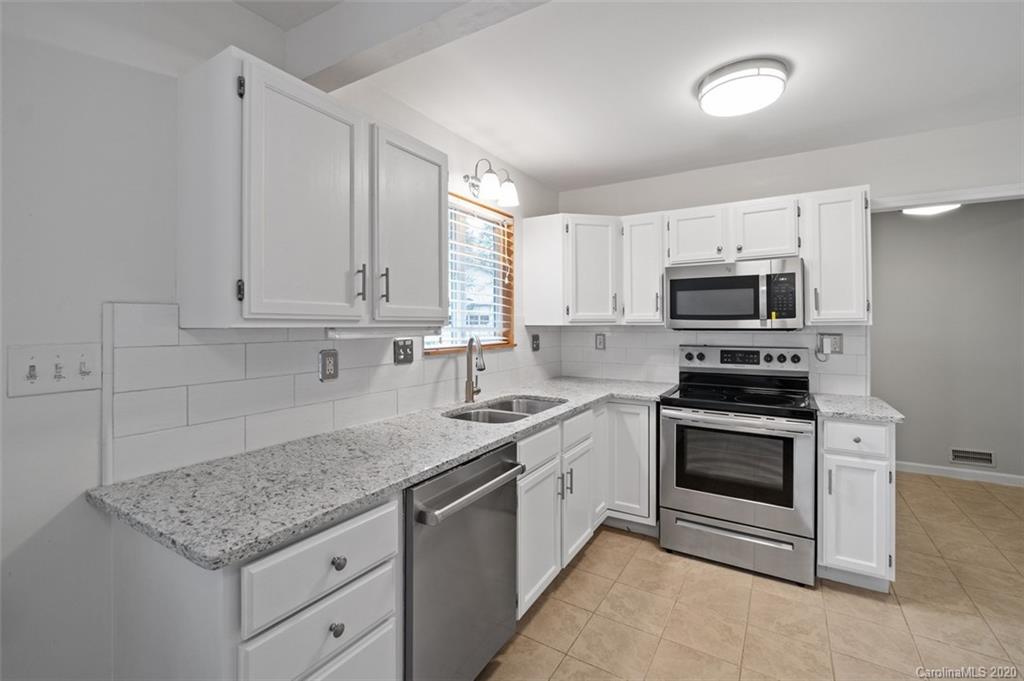 3101 Point Clear Drive Tega Cay, SC 29708 - Photo 12 of 33 Gallery Image 12