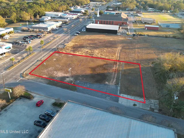 $475,000 | Market Street, Pascagoula, MS 39567