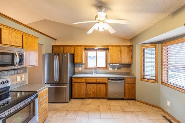 $435,000 | 1011 Independence Lane North, Champlin, MN 55316