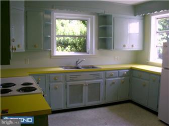 144 Moredun Road Philadelphia, PA 19115 - Photo 7 of 9 Kitchen