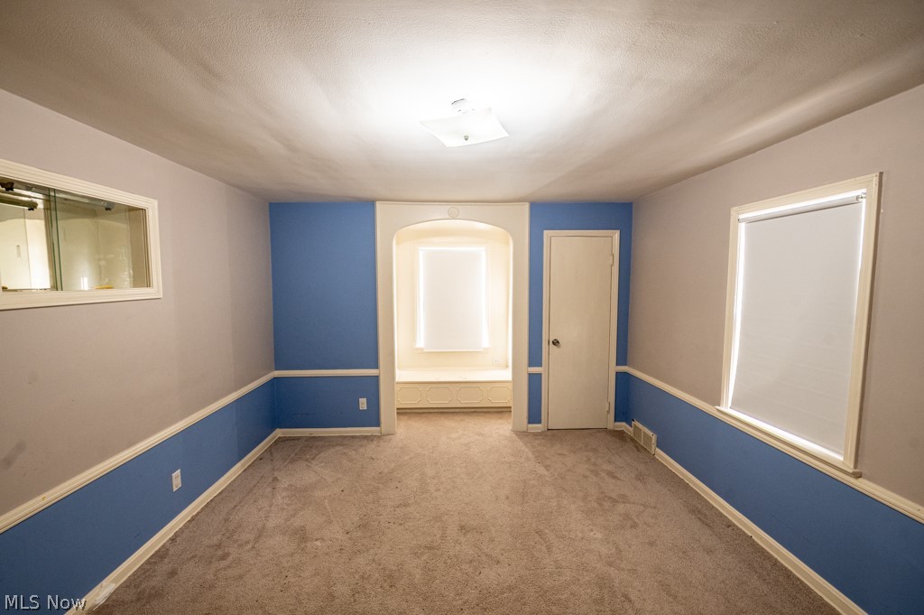 2443 White Road Cleveland, OH 44118 - Photo 23 of 35 Gallery Image 23