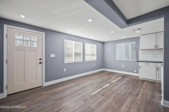 $2,900 | 143 Center Avenue, Unit 1, Keansburg, NJ 07734