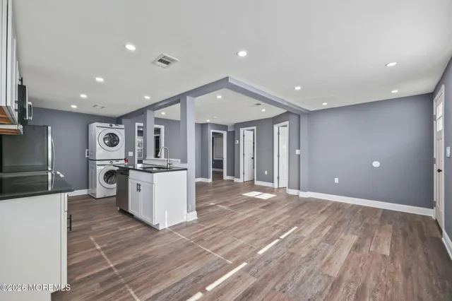 $2,900 | 143 Center Avenue, Unit 1, Keansburg, NJ 07734