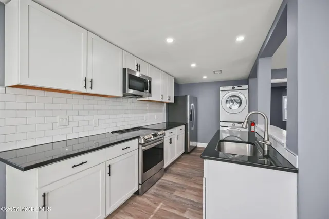 $2,900 | 143 Center Avenue, Unit 1, Keansburg, NJ 07734