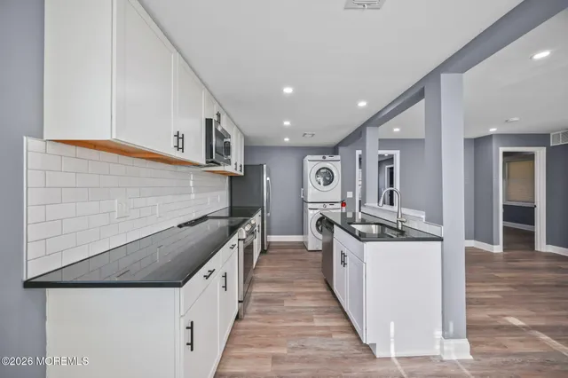 $2,900 | 143 Center Avenue, Unit 1, Keansburg, NJ 07734