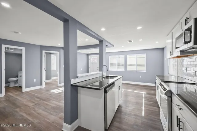 $2,900 | 143 Center Avenue, Unit 1, Keansburg, NJ 07734