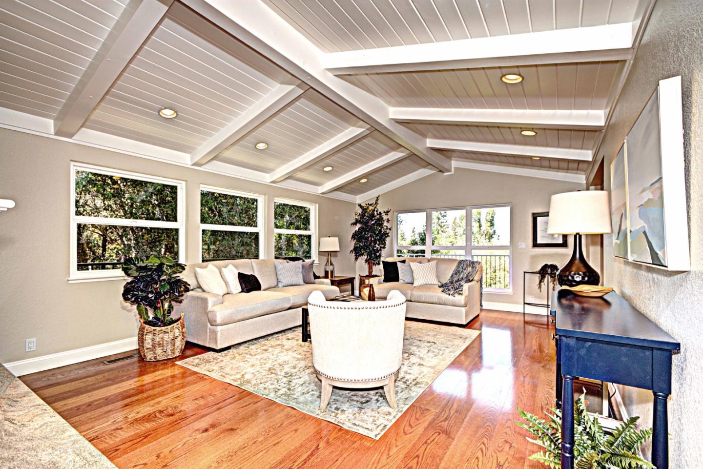 828 Nash Road Los Altos, CA 94024 - Photo 3 of 24 Gallery Image 3