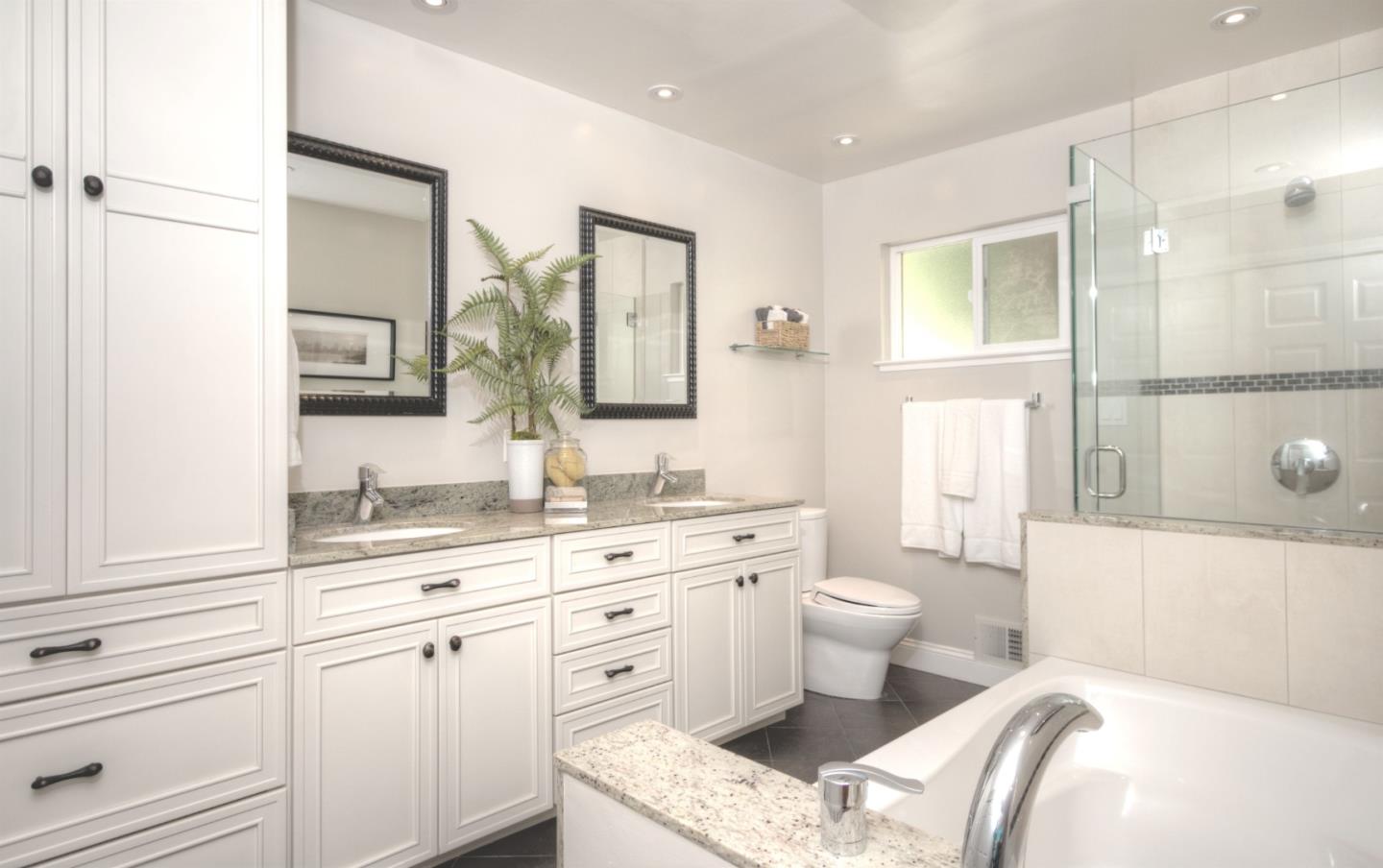 828 Nash Road Los Altos, CA 94024 - Photo 9 of 24 Gallery Image 9