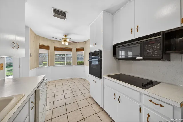 $225,000 | 3802 Oak Trail, San Antonio, TX 78228