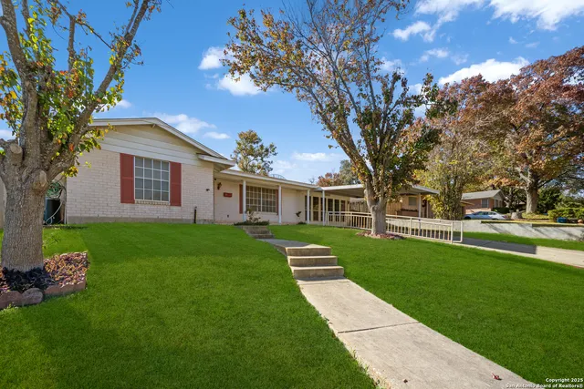 $225,000 | 3802 Oak Trail, San Antonio, TX 78228