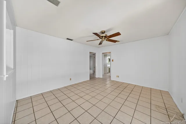 $225,000 | 3802 Oak Trail, San Antonio, TX 78228