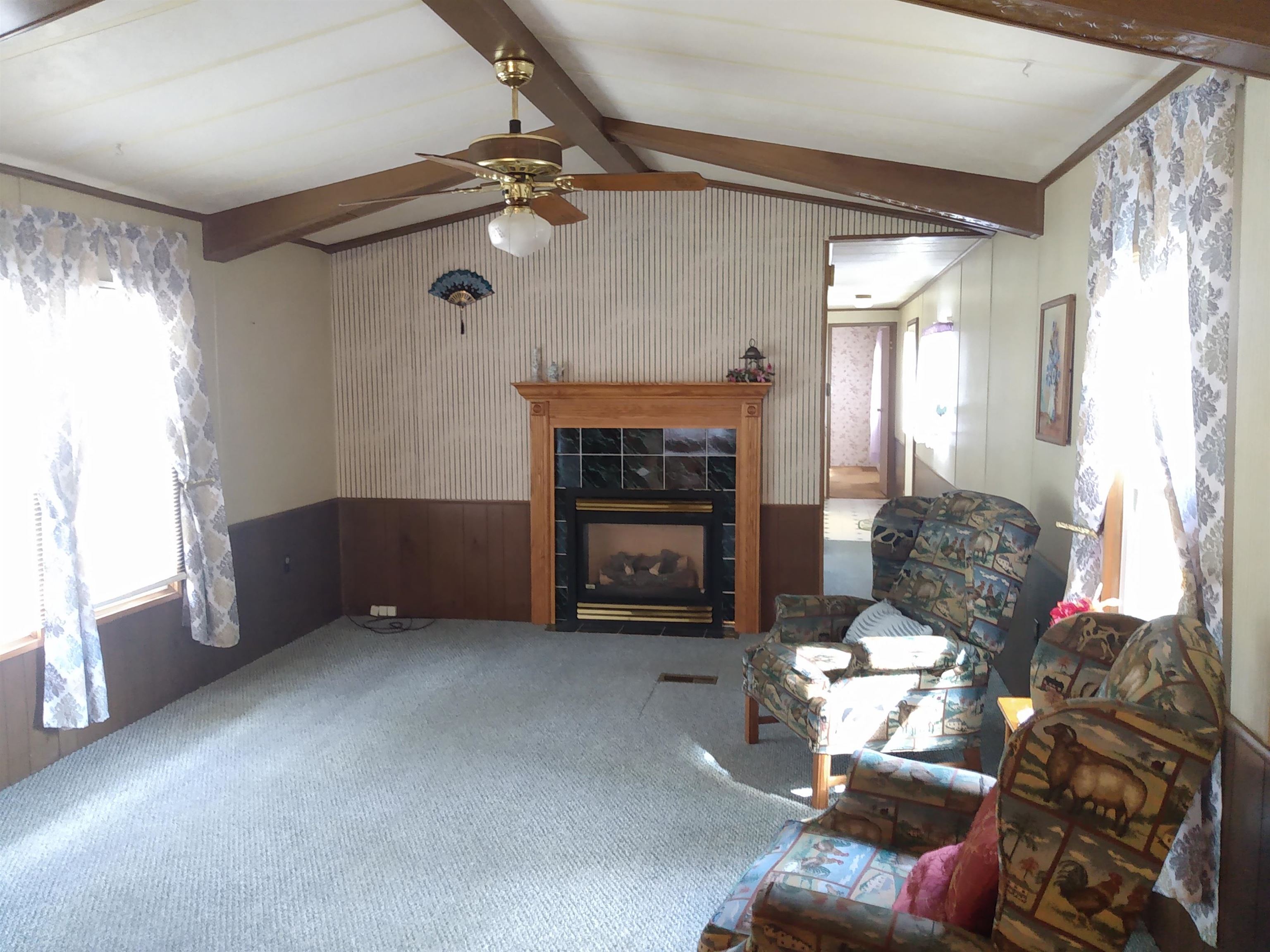2 Agent Road Raymond, NH 03077 - Photo 13 of 26