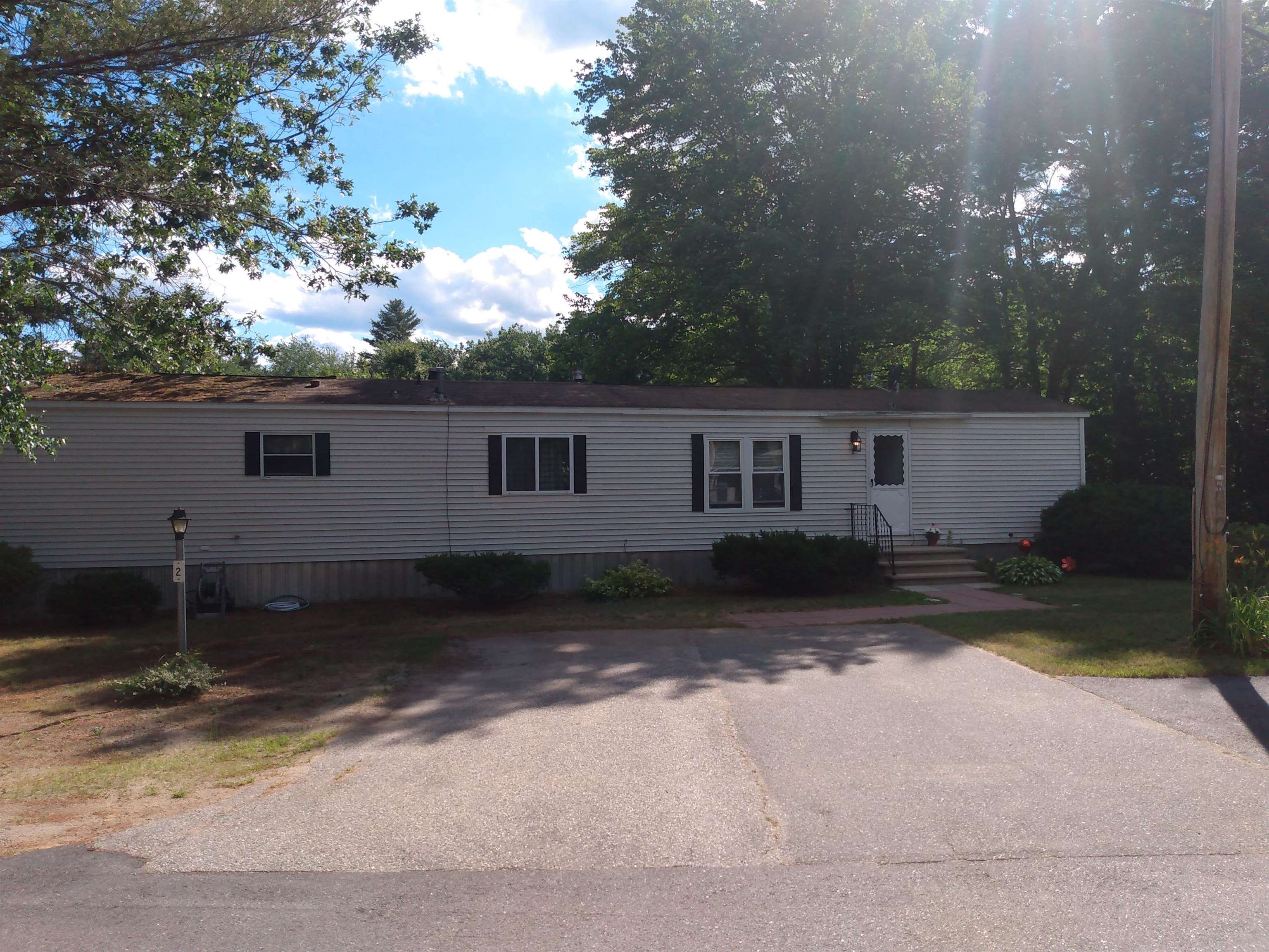 2 Agent Road Raymond, NH 03077 - Photo 3 of 26
