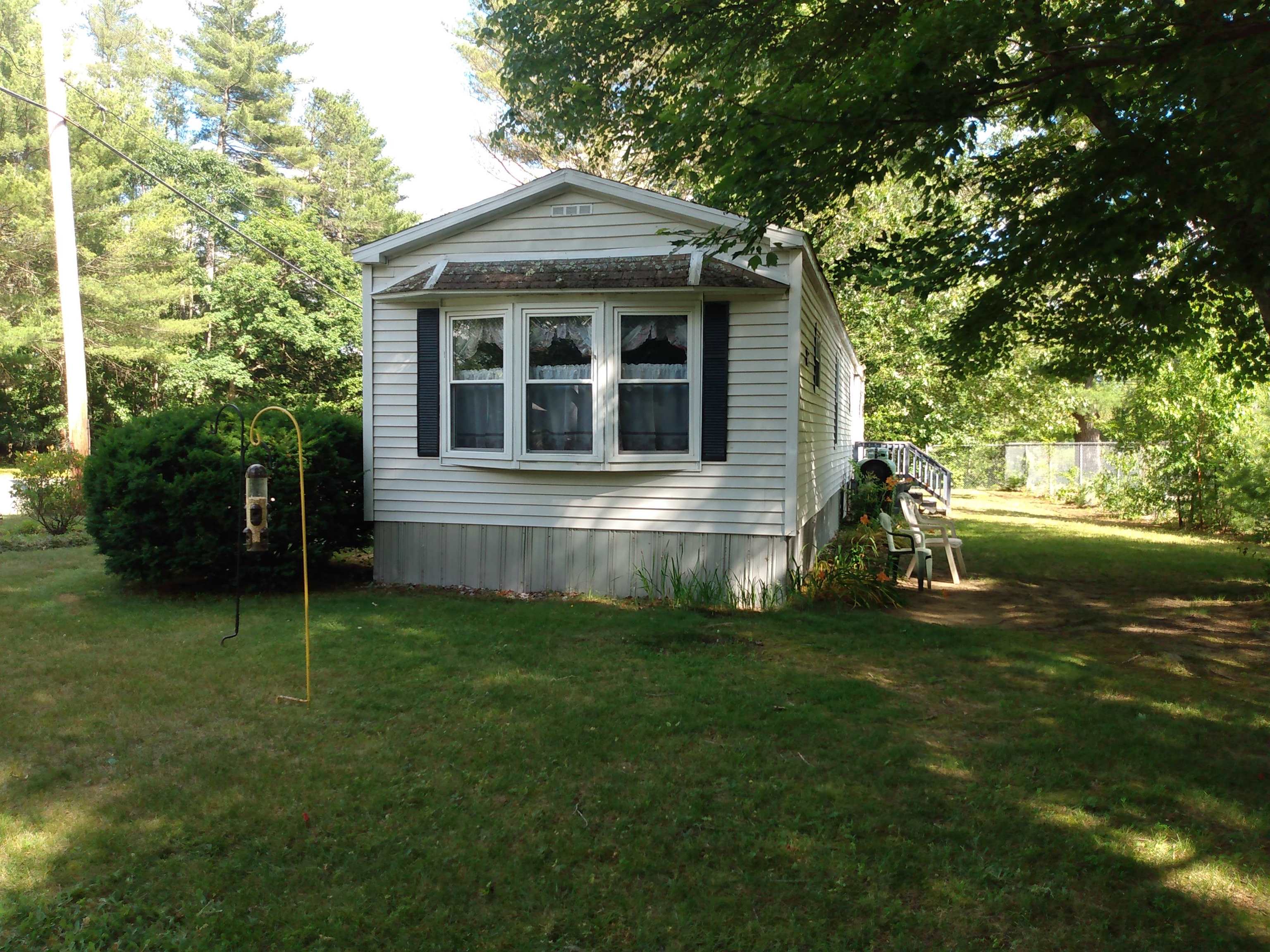 2 Agent Road Raymond, NH 03077 - Photo 5 of 26