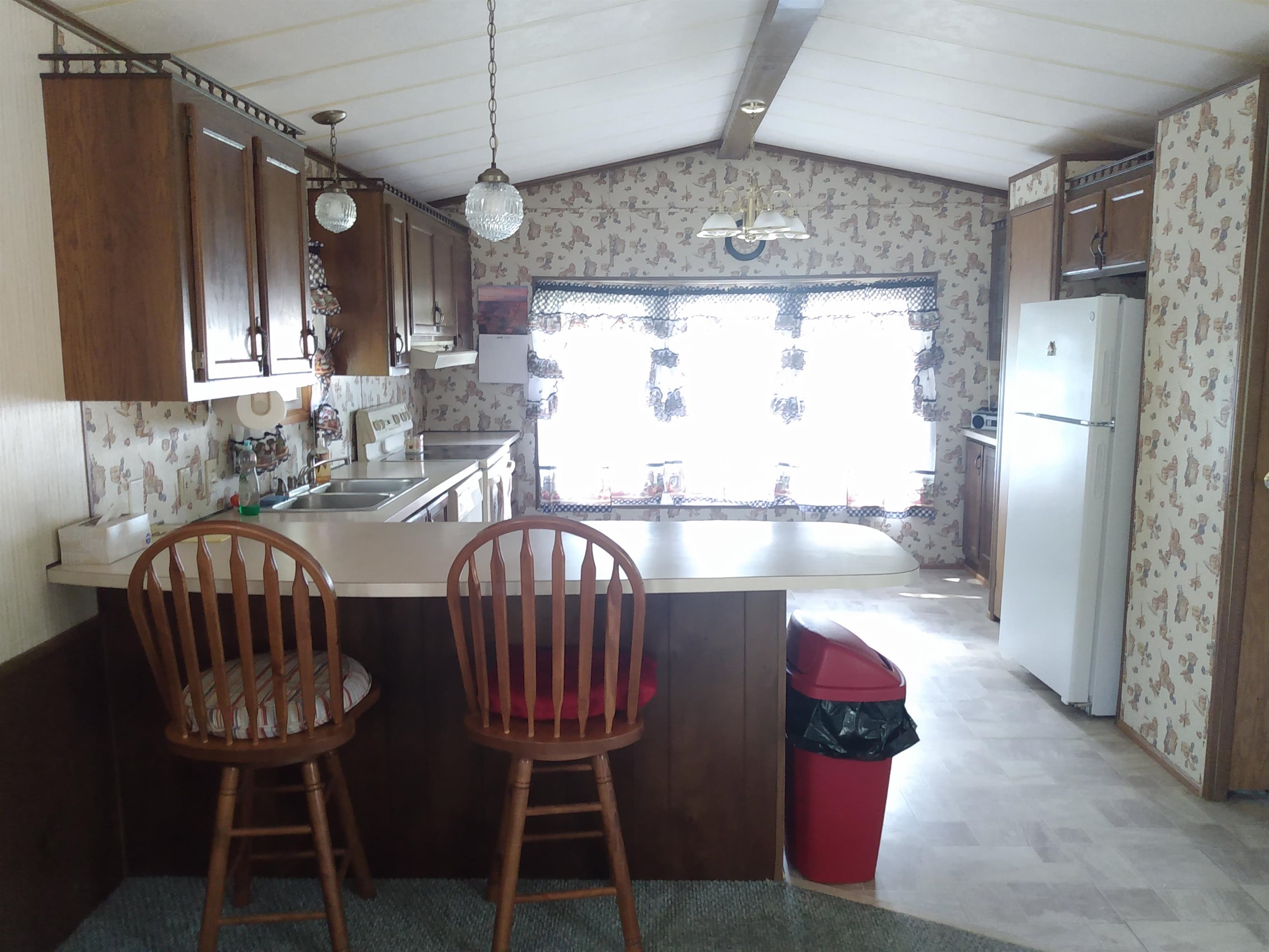 2 Agent Road Raymond, NH 03077 - Photo 7 of 26