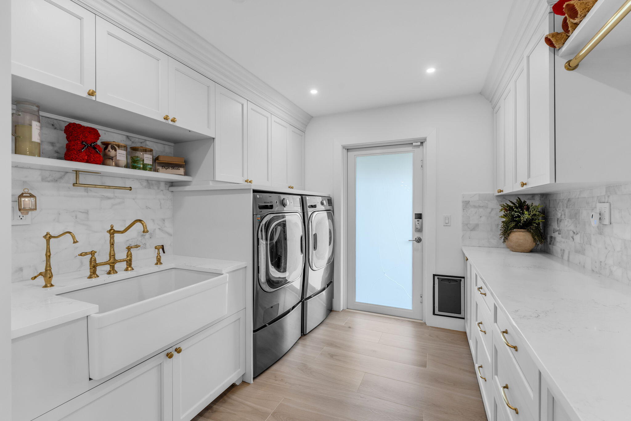 16941 Southwest 278th Street Homestead, FL 33031 - Photo 24 of 44 a view of kitchen with washer and dryer