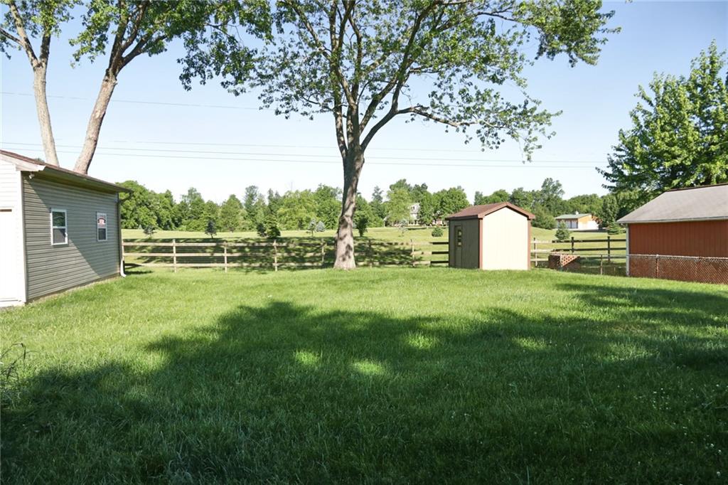 7440 South Franklin Road Indianapolis, IN 46259 - Photo 25 of 27 Gallery Image 25