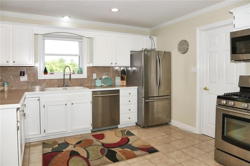 7440 South Franklin Road Indianapolis, IN 46259 - Photo 7 of 27 Gallery Image 7