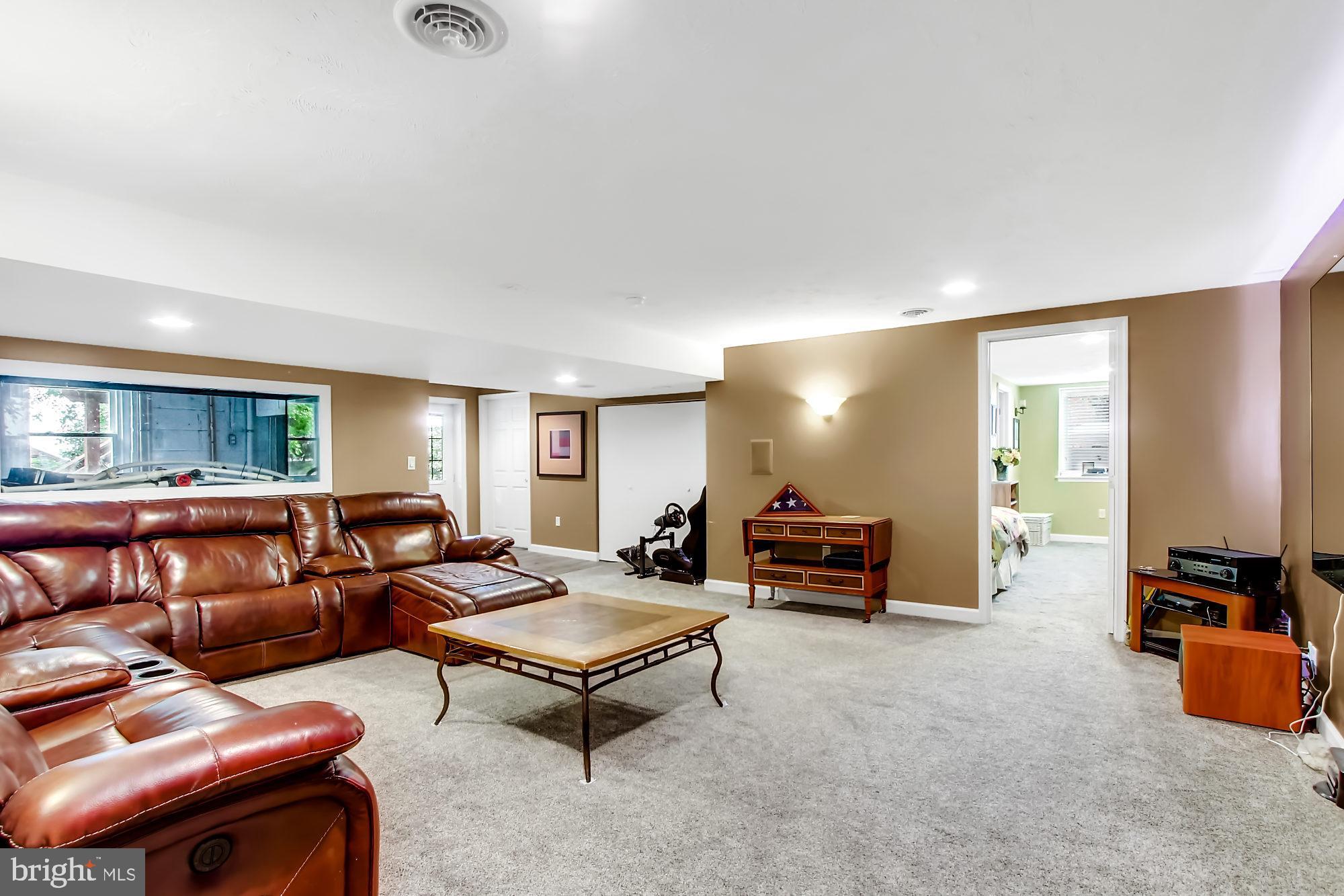 411 Devon Road York, PA 17403 - Photo 21 of 44 Gallery Image 21