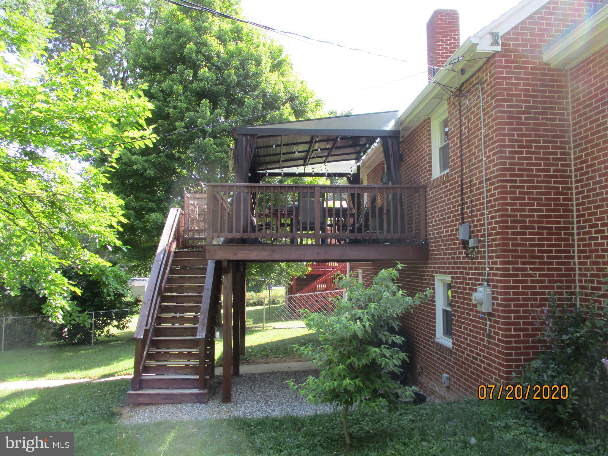 411 Devon Road York, PA 17403 - Photo 35 of 44 Stair access to rear yard