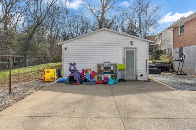 $359,900 | 117 Jacksonian Drive, Hermitage, TN 37076