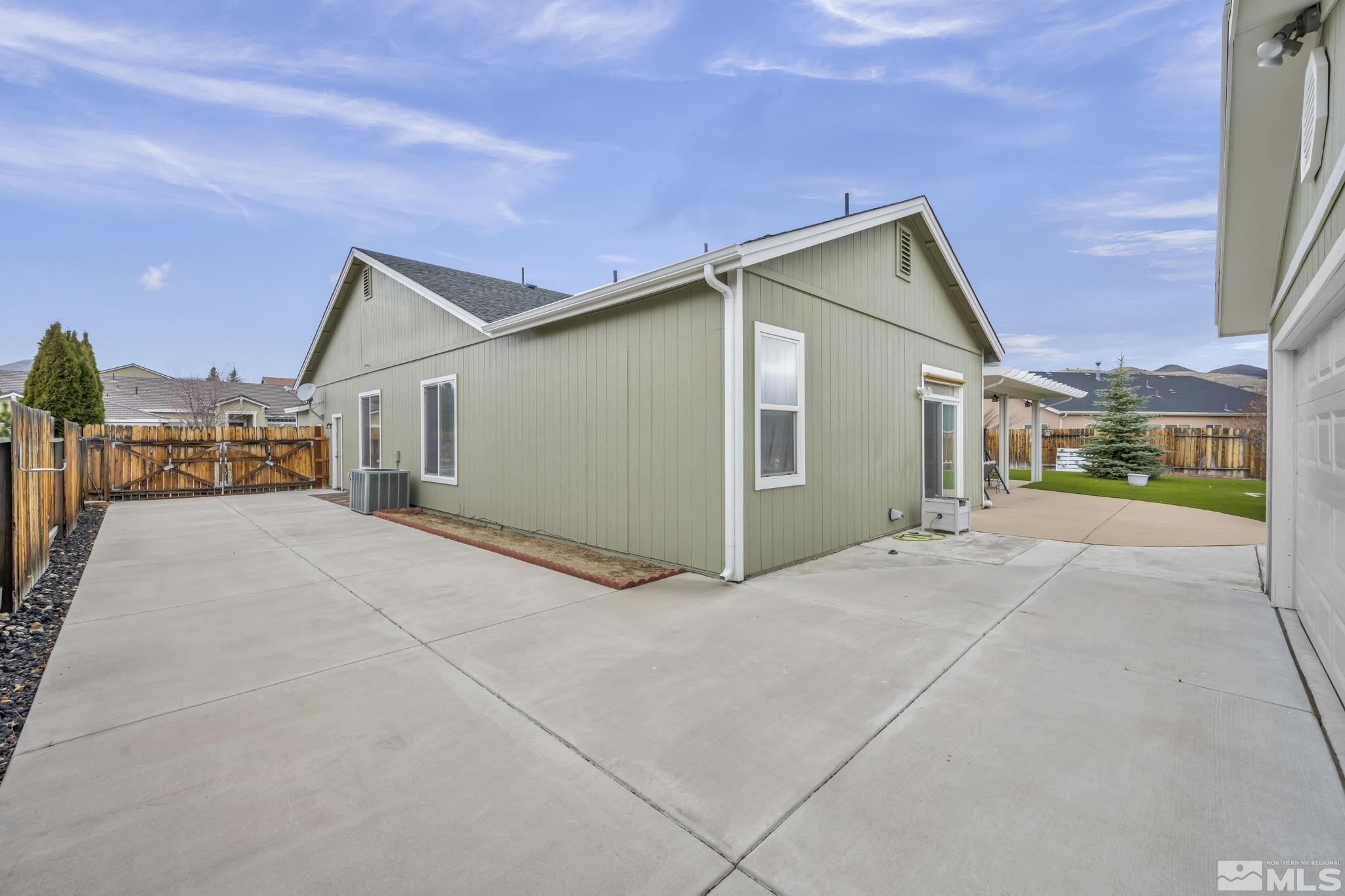 17760 Thunder River Drive Reno, NV 89508 - Photo 32 of 39 Photo 32