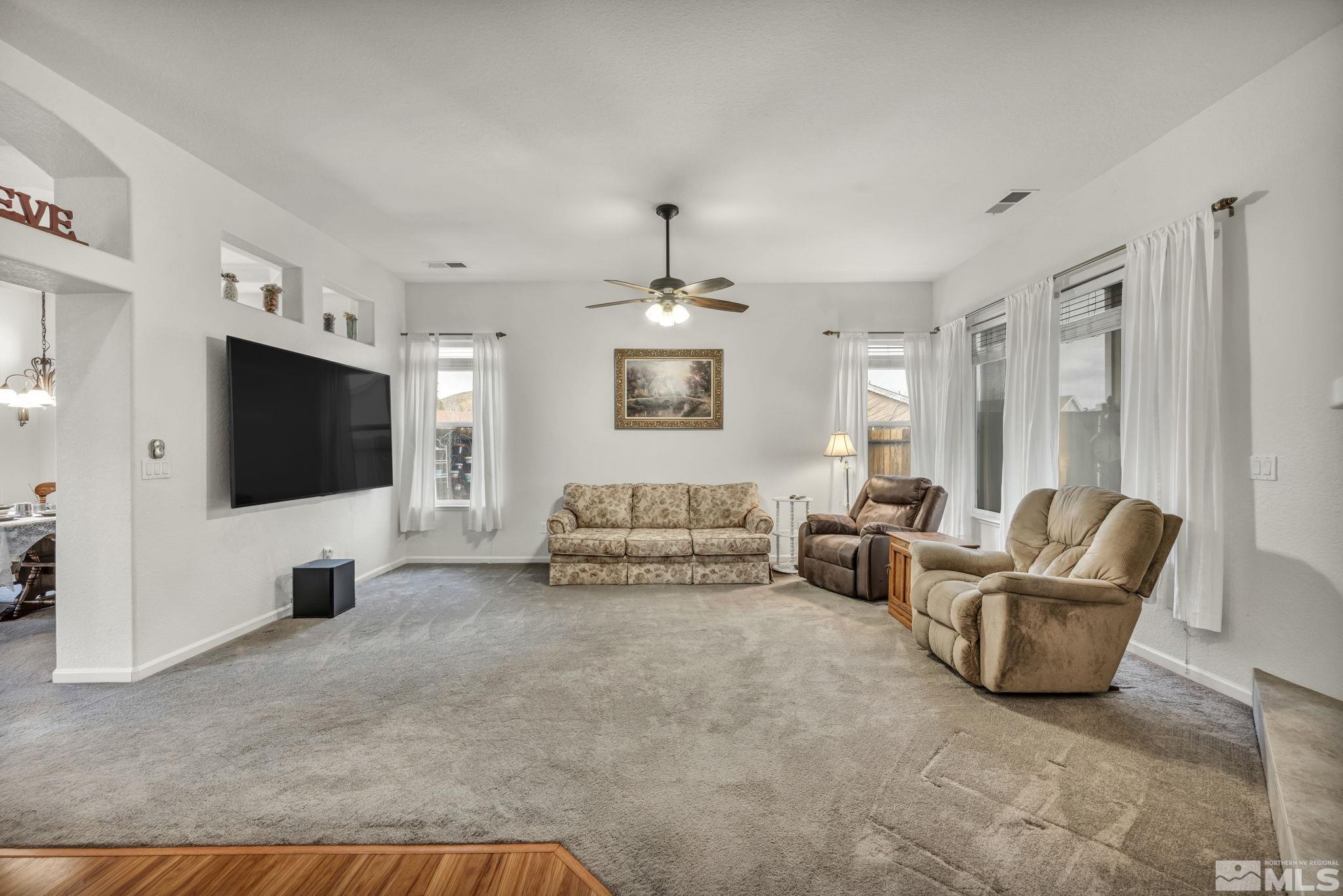 17760 Thunder River Drive Reno, NV 89508 - Photo 5 of 39 Photo 5