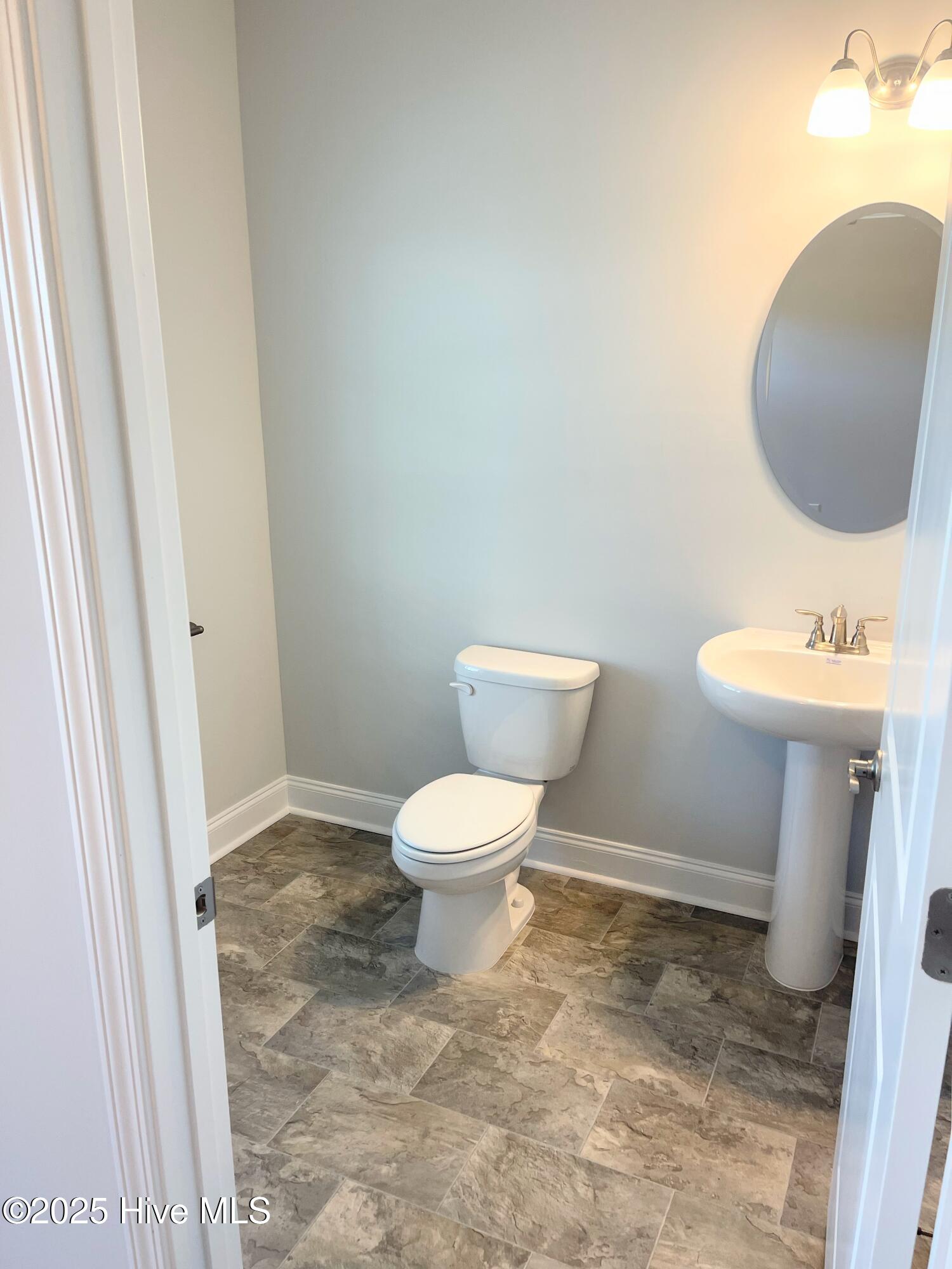 1000 Midnight Bourbon Manor New Bern, NC 28562 - Photo 10 of 44 IMG_0371