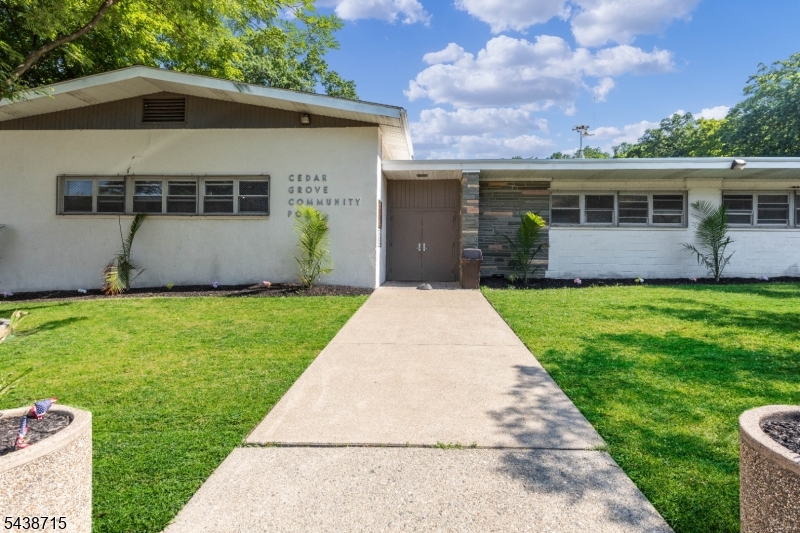 234 Ridge Road Cedar Grove, NJ 07009 - Photo 7 of 13