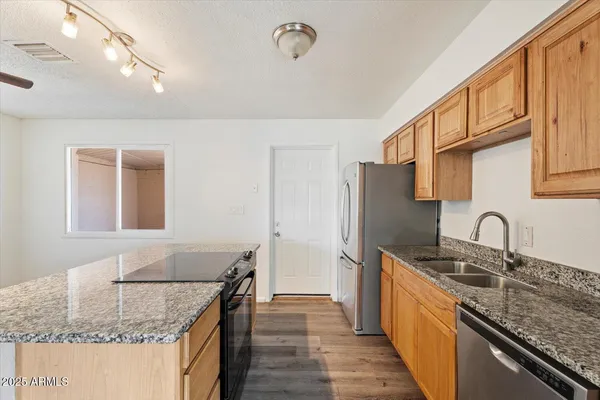 $334,900 | 2054 West Chambers Street, Phoenix, AZ 85041