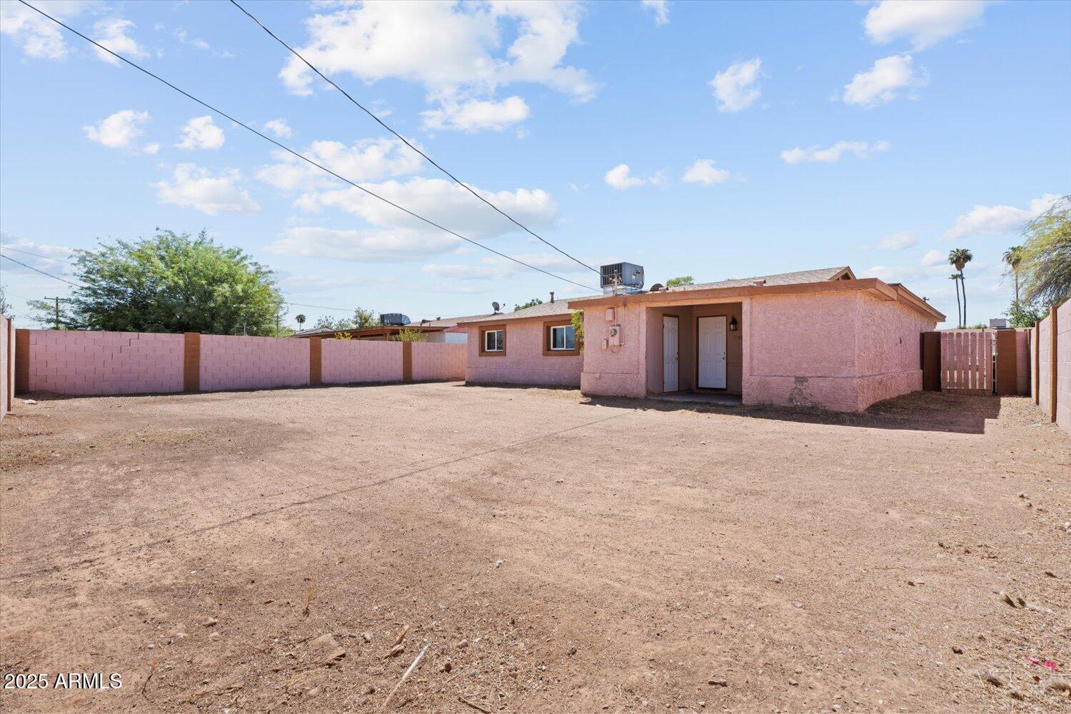 2054 West Chambers Street Phoenix, AZ 85041 - Photo 25 of 28 25-A7400034