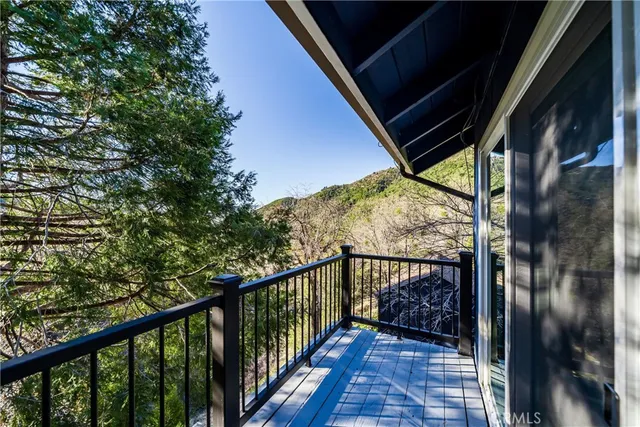 $545,000 | 6031 Tripp Lane, Angelus Oaks, CA 92305