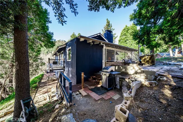 $545,000 | 6031 Tripp Lane, Angelus Oaks, CA 92305