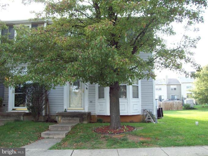 2114 Riding Crop Way Windsor Mill, MD 21244 - Photo 5 of 5 Exterior #4