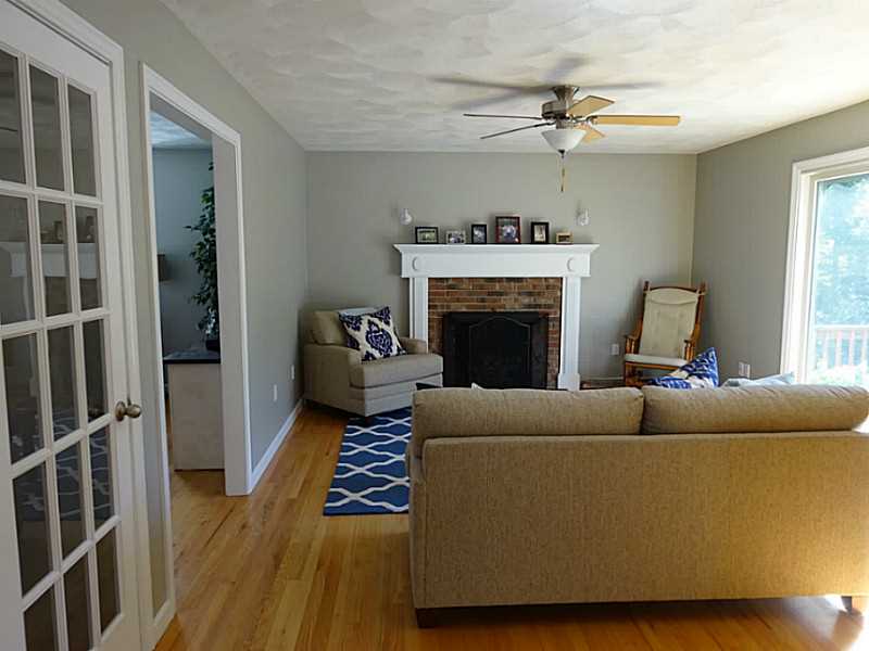 16 Mashie Road Cumberland, RI 02864 - Photo 4 of 21 Den/Family/Great Room.