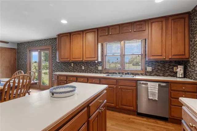 $575,000 | 2019 Old 50 Highway, Ottawa, KS 66067