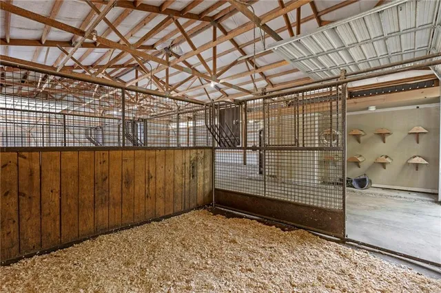 $575,000 | 2019 Old 50 Highway, Ottawa, KS 66067