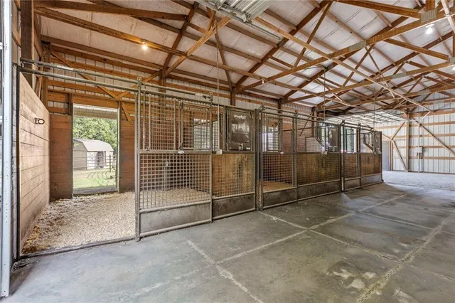 $575,000 | 2019 Old 50 Highway, Ottawa, KS 66067