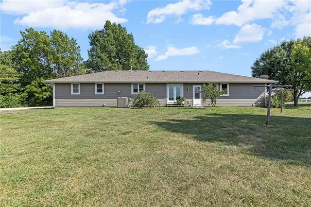 $575,000 | 2019 Old 50 Highway, Ottawa, KS 66067