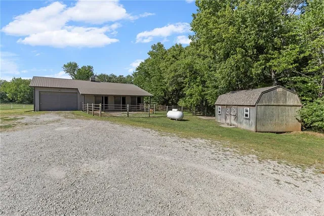$575,000 | 2019 Old 50 Highway, Ottawa, KS 66067