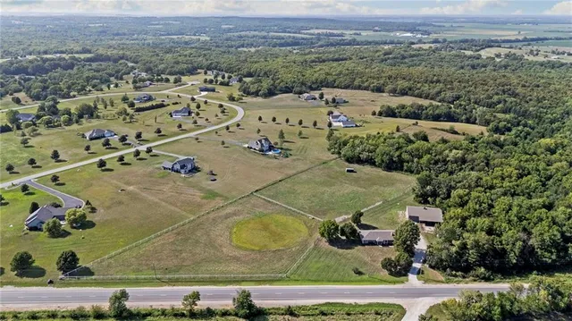 $575,000 | 2019 Old 50 Highway, Ottawa, KS 66067
