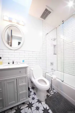 $4,800 | 1512 Nostrand Avenue | Flatbush