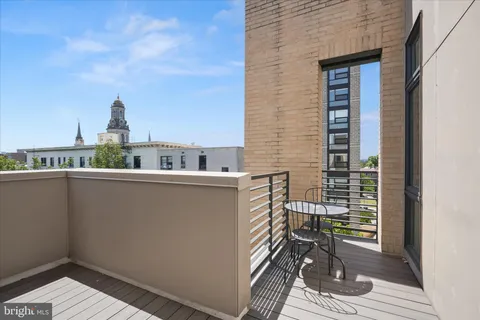 $824,900 | 3035 15th Street Northwest, Unit 401PH, Washington, DC 20009