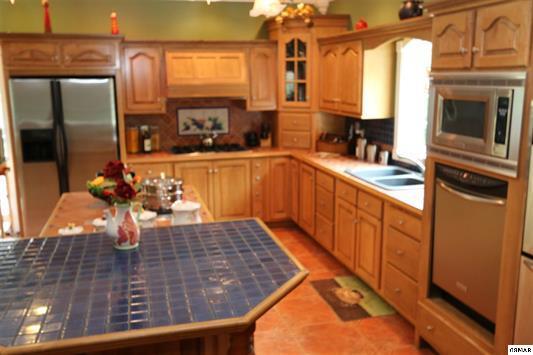 1604 Valley View Road Sevierville, TN 37862 - Photo 5 of 25 Sandlin 5