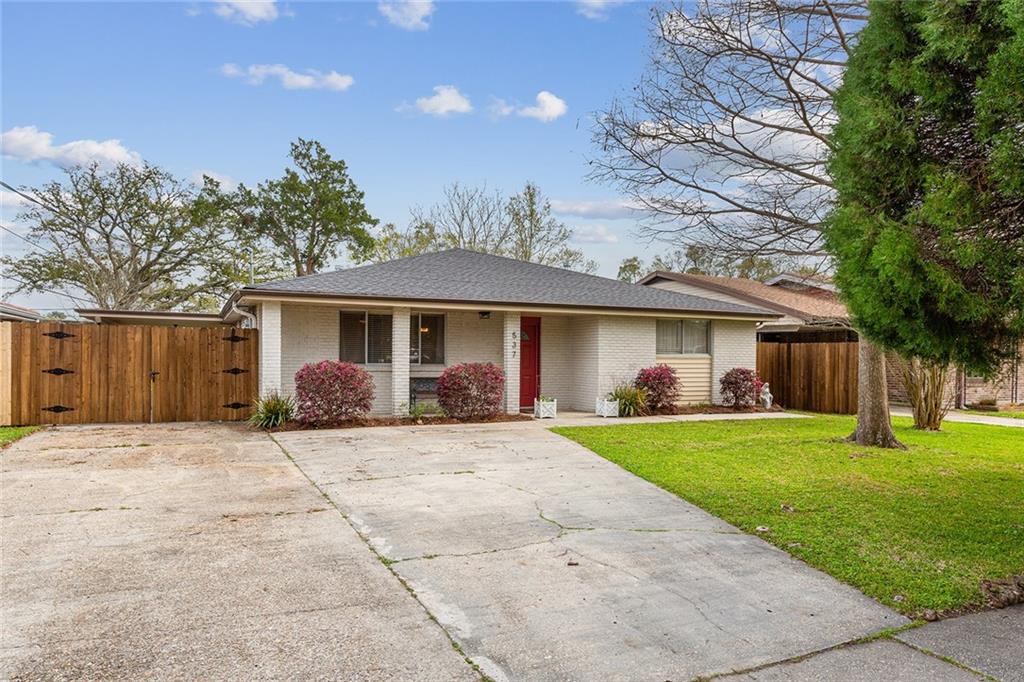 537 Bellview Street River Ridge, LA 70123 - Photo 2 of 17