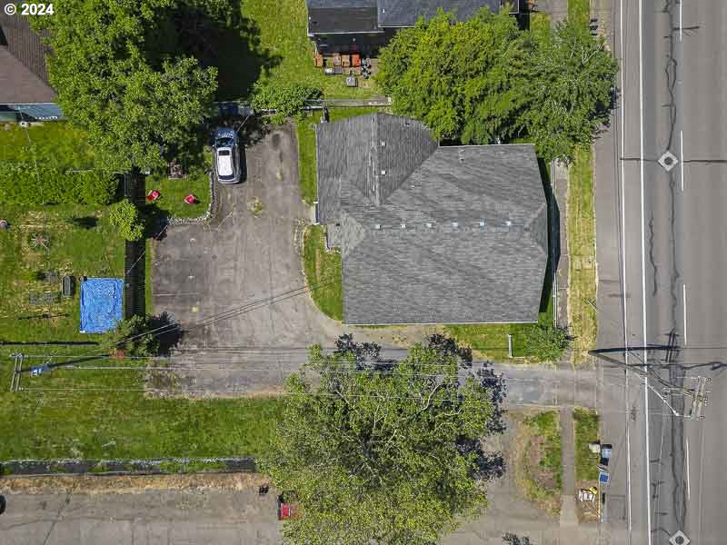 234 Southeast Thurston Street Albany, OR 97321 - Photo 9 of 11 Gallery Image 9