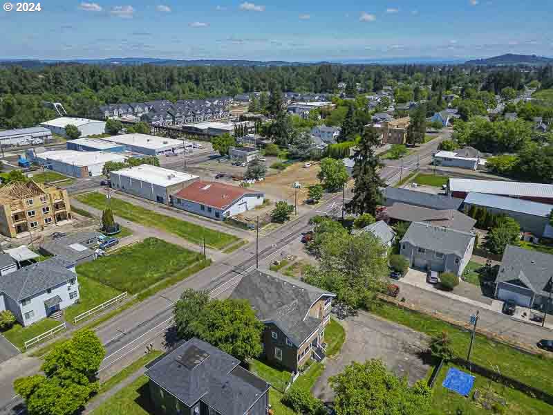 234 Southeast Thurston Street Albany, OR 97321 - Photo 10 of 11 Gallery Image 10